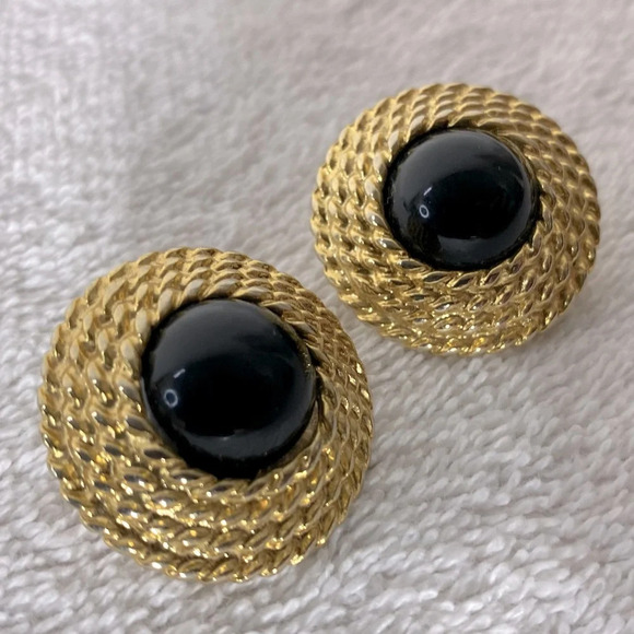 Vintage Gold Tone Rope Circles With Black Centres Clip On Earrings - Picture 3 of 7